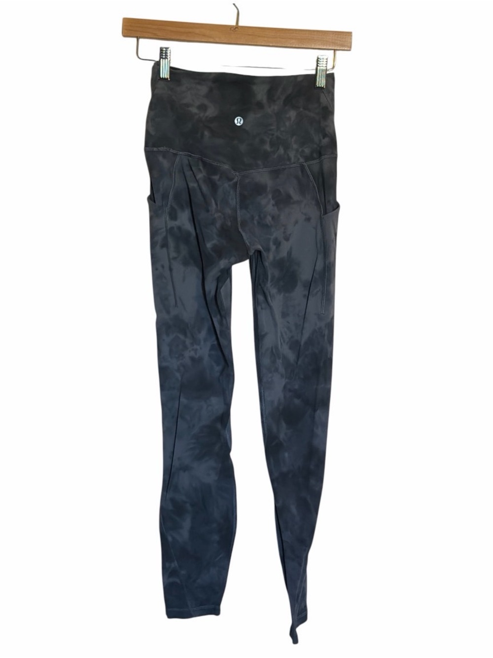 Lululemon Tie-Dye align Leggings w/pockets size 4 - Picture 5 of 5
